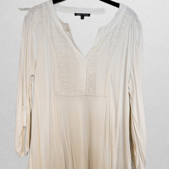 Women's "Cable & Gauge" Ivory, Lace and tie up Sleeves - Picture 1 of 4